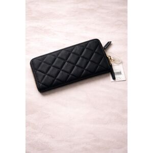 Quilted Zip Around Wallet Faux Leather Black Women Minimalist Luxe Chic